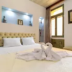 Apartment Antonia Traditional Estate