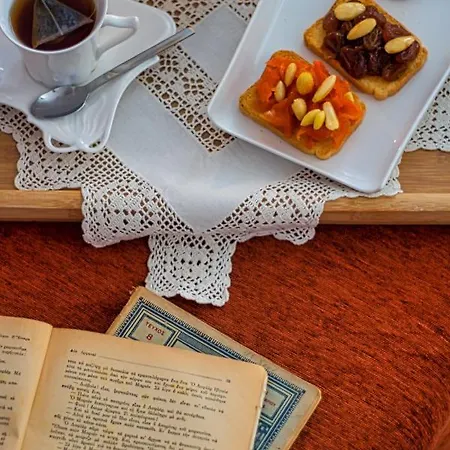 Antonia Traditional Estate